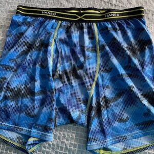Hanes boxer briefs size L